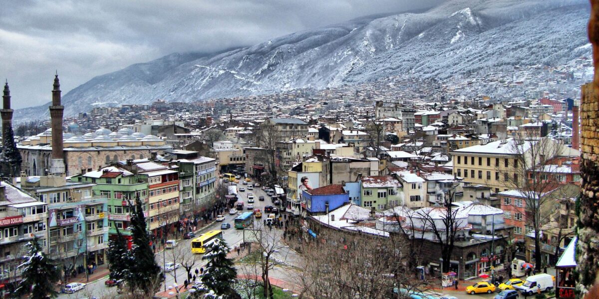Bursa Ulu Cami ve tarihi sokaklar